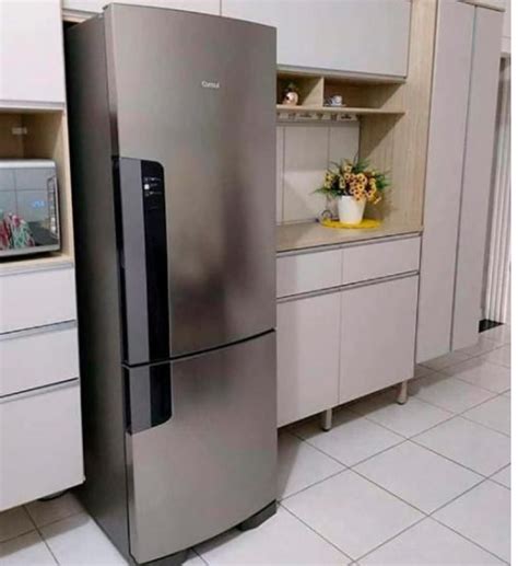 geladeira freezer embaixo-4